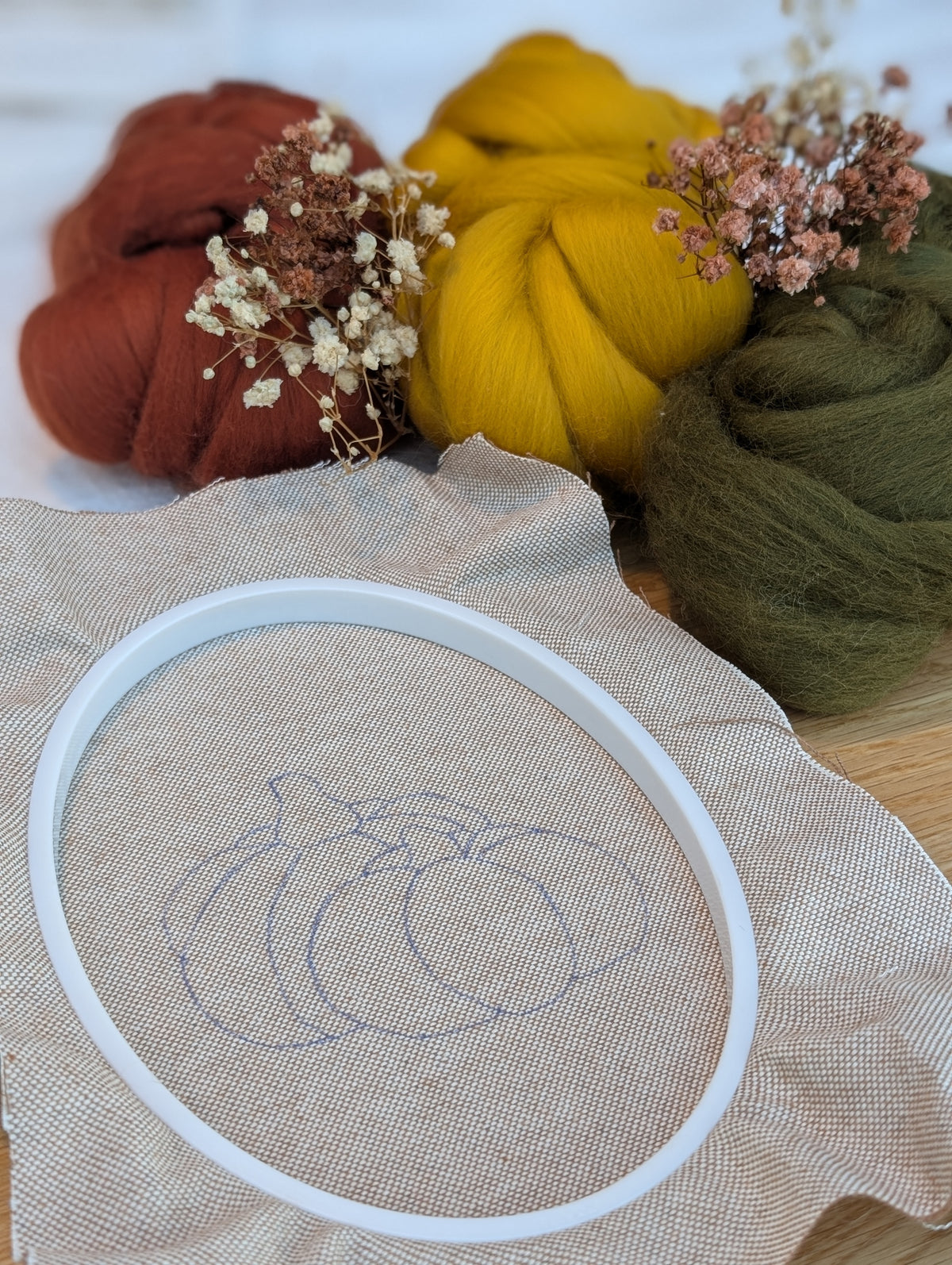 DIY-Kit Stickrahmen „Herbstkürbis“ zum Filzen